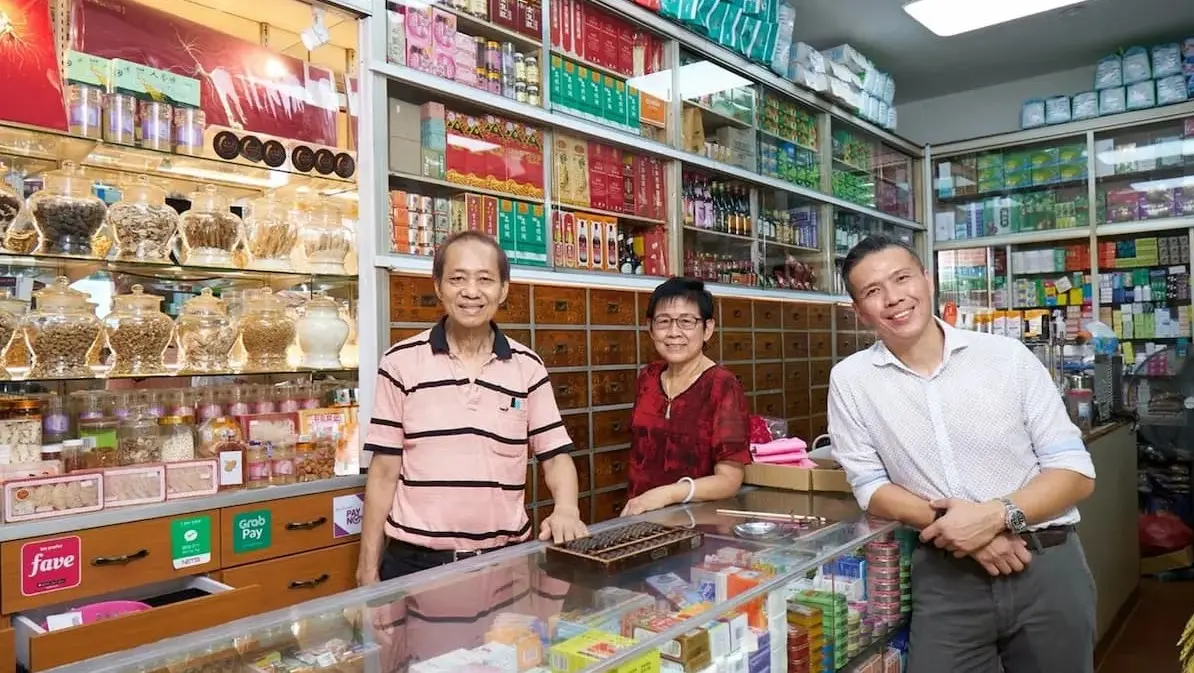 Traditional Chinese medicine retailer, Heng Foh Tong Medical Hall, adopted digital solutions with IMDA’s SMEs Go Digital programme