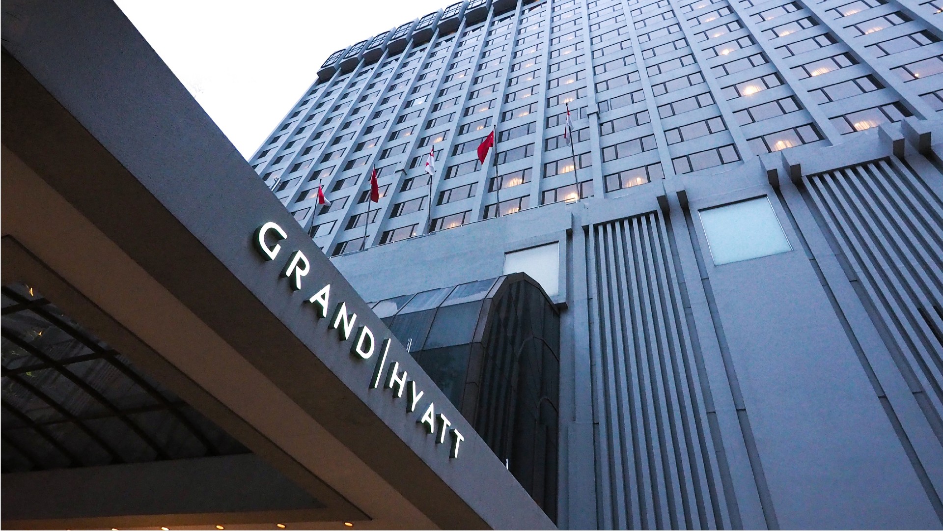 The Grand Hyatt Singapore hotel building, one of MDA's Compendium of Data Use Cases through the Better Data-Driven Business (BDDB) programme