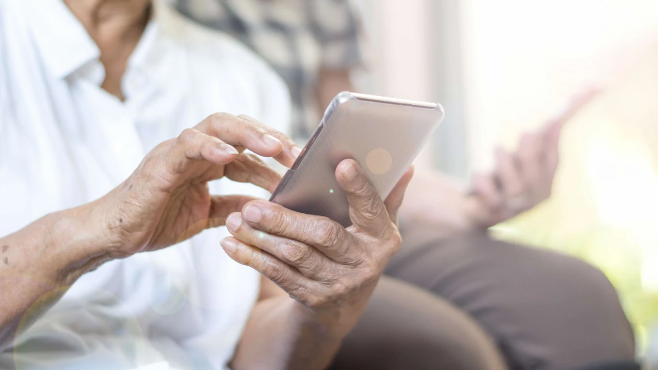 Uncle on mobile device