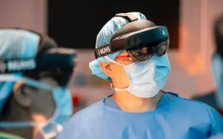 Pioneering 5G Innovation in Healthcare: NUHS's Holomedicine Success Story