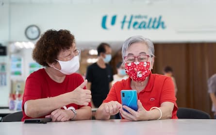 Supporting Seniors in Going Digital for Life